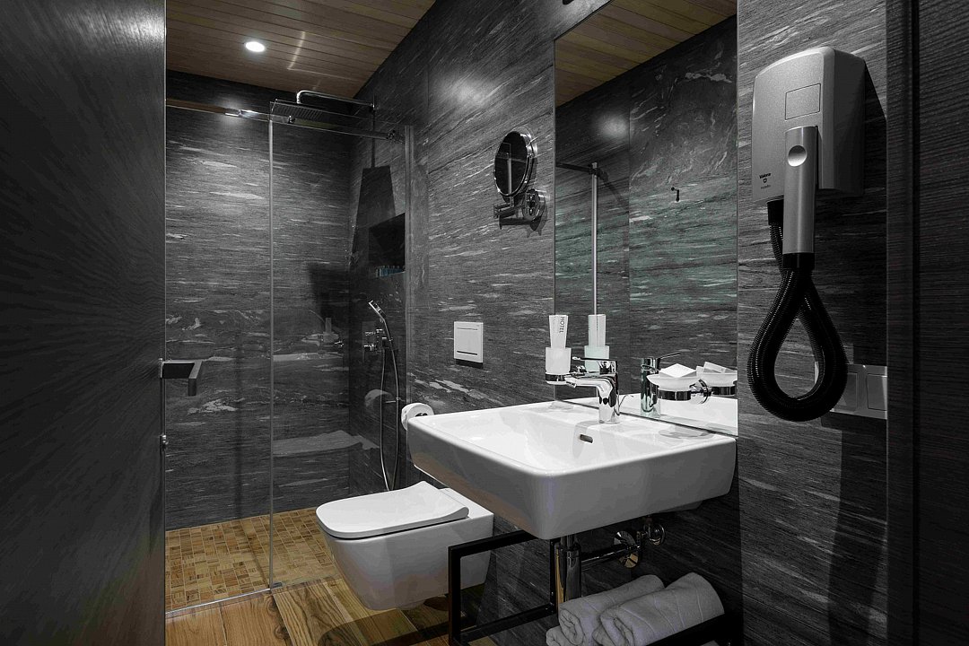 Стандартный Семейный 4-местный 3-комнатный L15 (основной корпус)