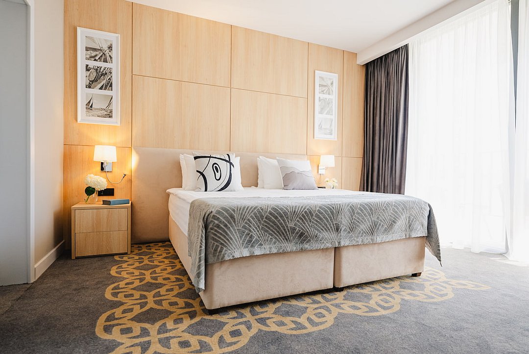 Люкс 2-местный 2-комнатный (4* корпус № 4, с террасой)