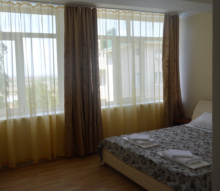 Стандартный 5-местный 2-комнатный (с кухней)