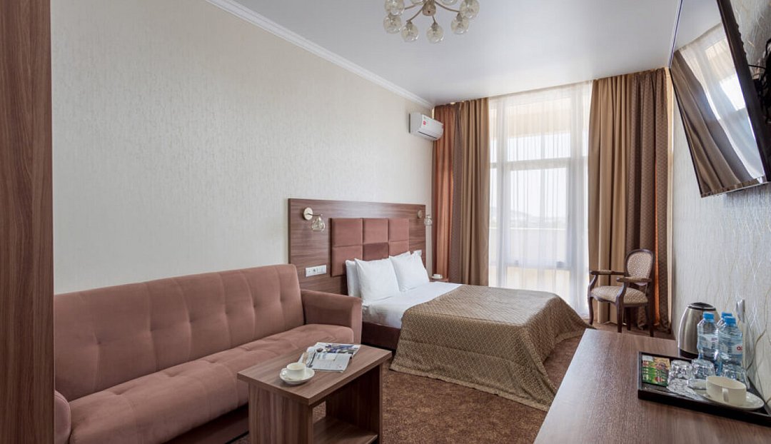 Делюкс 2-местный (c балконом)