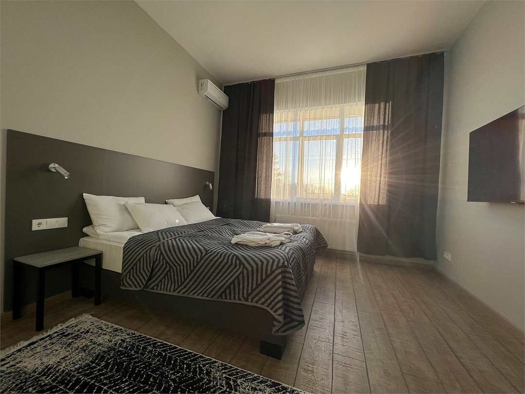 Люкс 4-местный 1-комнатный