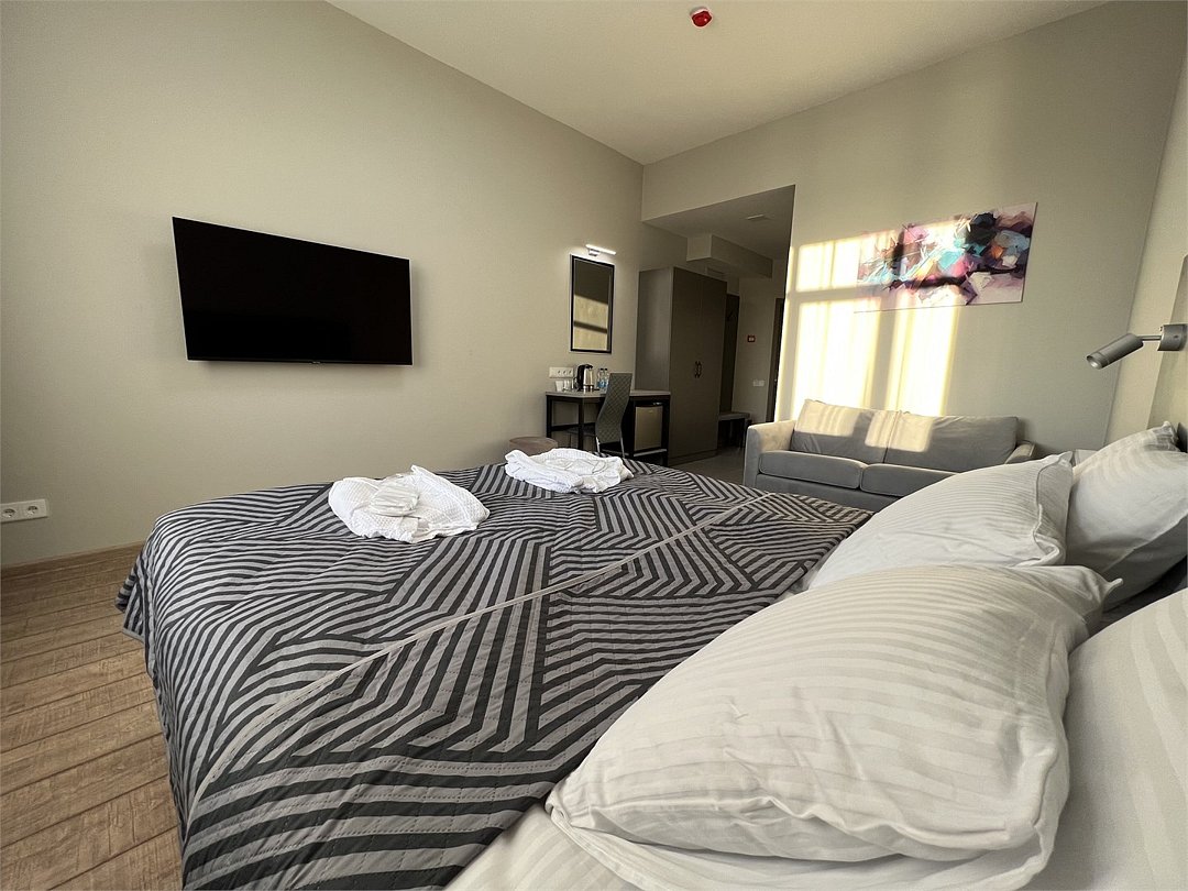 Люкс 4-местный 1-комнатный