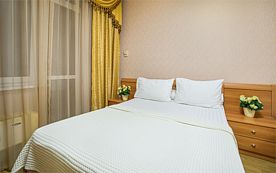 Стандарт 3-х местный с балконом, Гостиница Анфиса, Геленджик