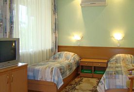 1-мест. (разм. в 2-мест.) 1-комн. улучш., корп. 3, Санаторий Горный, Ялта