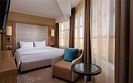 НОМЕР КАТЕГОРИИ DELUXE С БОЛЬШОЙ КРОВАТЬЮ (KING SIZE), Отель Hilton Tyumen, Тюмень