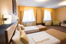 Полулюкс  с двумя кроватями, Гостиница SKY Отель, Красноярск