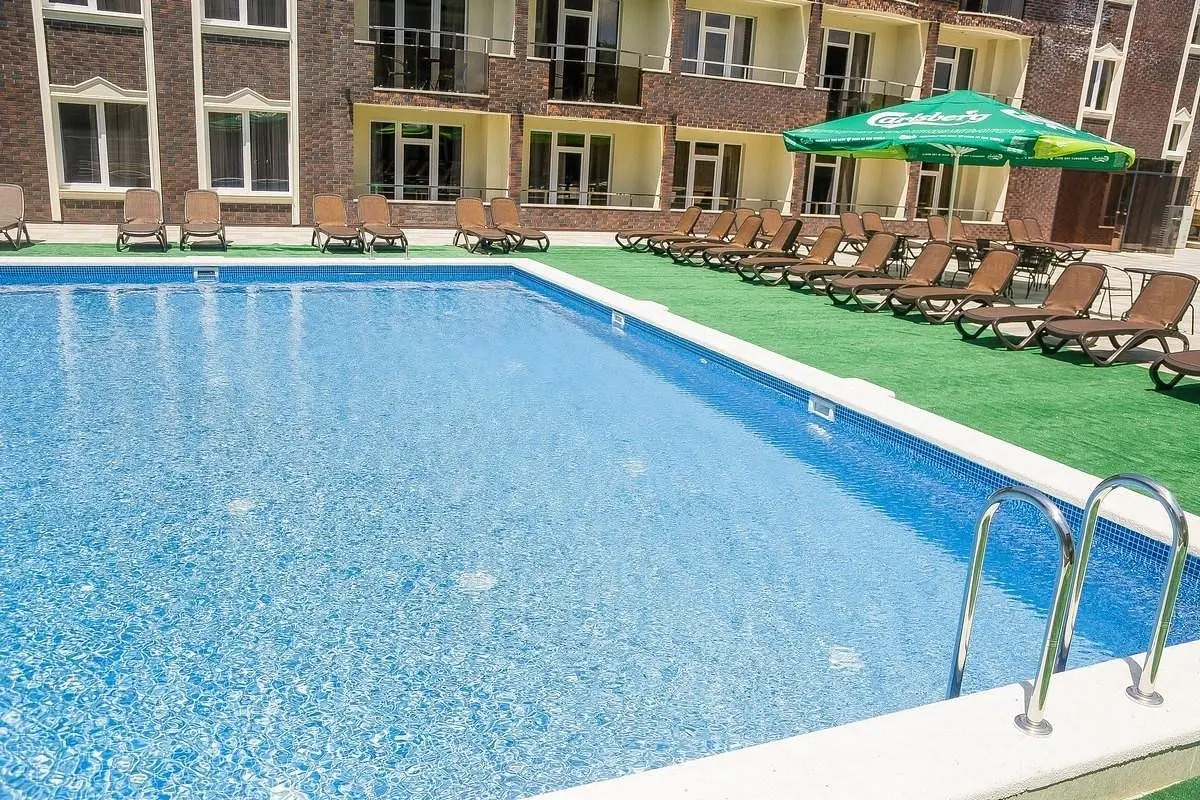 Отель Эмеральдика Fam BeachHot, Джемете, Краснодарский край