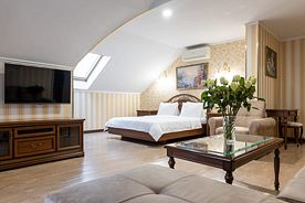 Люкс с видом на море с балконом, Отель Golden House, Сочи