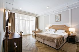 ЛЮКС С ВИДОМ НА МОРЕ, СПА-отель Пальмира Палас, Курпаты