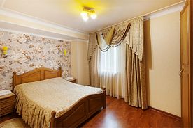 Люкс двухкомнатный в малом корпусе., Гостиница Кристалл, Домбай