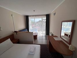 Полулюкс, Отель ГалОтель, Адлер