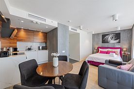SH АпартАрбат студия Pink, Гостиница Pentahotel Москва, Арбат, Москва