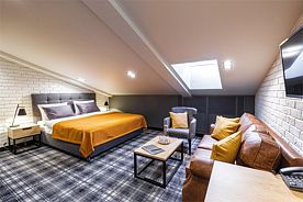 Двухместный номер с одной кроватью на мансардном этаже., Гостиница KEY HOTEL, Тула