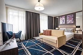 Студия Делюкс с балконом, Апарт-отель Ramada by Wyndham Novosibirsk Zhukovka, Новосибирск
