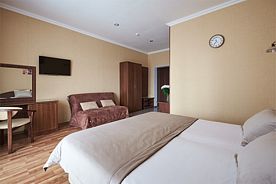Полулюкс с балконом, Отель Аркадия+, Адлер