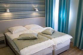 Трехместный  номер с 1 кроватью или 2 отдельными кроватями + диван, Мини-отель Salstory, Нижний Новгород