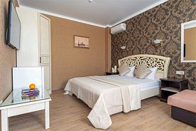 Люкс без балкона, Отель Guest House Helas, Лазаревское