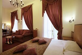 Сюит с балконом, Гостиница Marco Polo Hotel Saint-Petersburg, Санкт-Петербург