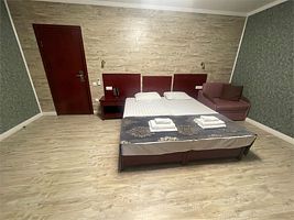 трехместный полулюкс, Отель Freedom, Пицунда