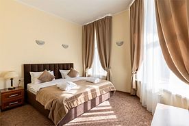 Люкс с кроватью "Queen size", Отель Solo на Большом Проспекте, Санкт-Петербург