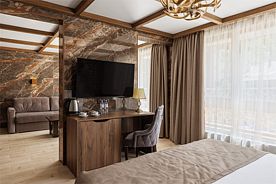 Полулюкс с балконом и видом на горы, Отель Stellar Collection Chalet, Эстосадок
