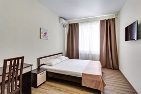Апартаменты Делюкс со своим санузлом и кухней, Отель Грин Холл, Ростов-на-Дону