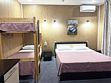 Четырехместный номер в цокольном этаже со своим санузлом без кухни, Отель Грин Холл, Ростов-на-Дону