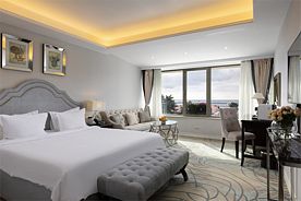 ДЕЛЮКС С ПАНОРАМНЫМ ВИДОМ НА МОРСКОЙ ПОРТ, Отель Marina Yacht by Stellar Hotels, Сочи