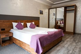 Апартаменты двухкомнтантные  с балконом, Отель Eco Village, Эльбрус