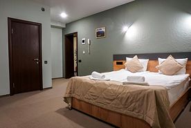 Стандарт двухместный (Цокольный этаж), Отель Eco Village, Эльбрус