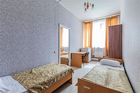 Трехместный номер РЕТРО с собственными удобствами, Гостиница Гостиница Большой Урал, Екатеринбург