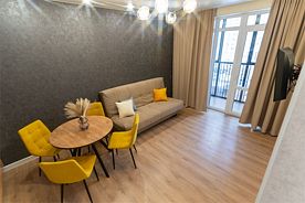 Евро 3 комнатная квартира на 8 марта 204д на 3 этаже, Апартаменты ApartmentsHomeМалышева42, Екатеринбург
