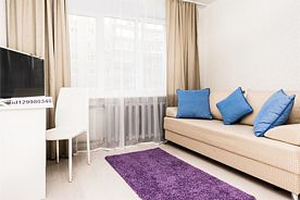 3 комнатная квартира на Сурикова 2, Апартаменты ApartmentsHomeМалышева42, Екатеринбург
