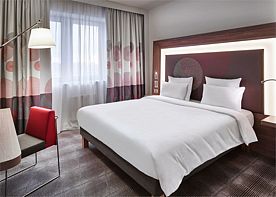 Номер Люкс для маломобильных - с двуспальной кроватью, Гостиница Novotel, Москва