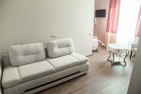 Двухместный Полулюкс с двумя доп. местами, Гостиничный Комплекс Aristokrat, Красноярск