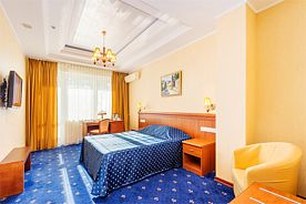 Стандарт двухместный с балконом, Отель Агора, Алушта