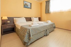 Семейный улучшенный 2-х комнатный, Отель Ардис, Вишневка