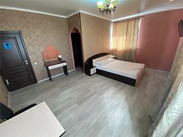 Стандартный двухместный  номер с балконом 1 корпус, Гостиница 7 Ночей Гавань, Чита