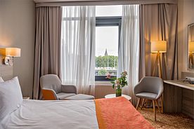 Стандартный номер с видом на реку и 1 большой кроватью, Гостиница Holiday Inn, Калининград