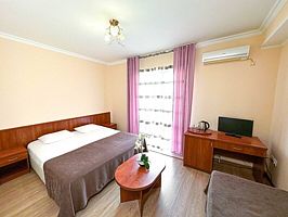 Комфорт с балконом, Отель Аквамарин Парк, Сочи