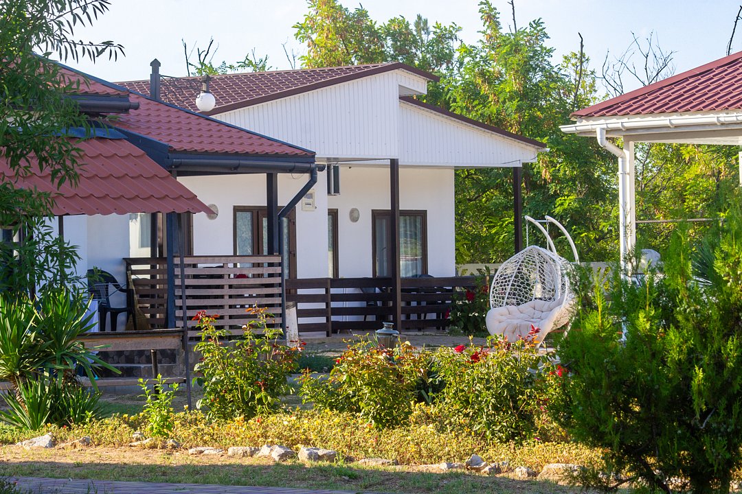 Курортный комплекс Азовский, Керчь, Крым