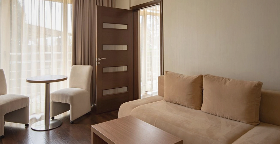 Люкс 2-местный 3-комнатный