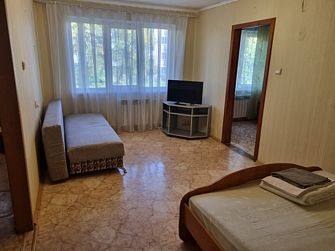 2-комнатная квартира Гагарина 2-я линия, 9