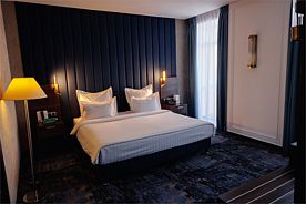 КОМФОРТ С ВИДОМ НА НАБЕРЕЖНУЮ С ОДНОЙ ДВУСПАЛЬНОЙ КРОВАТЬЮ, Отель Томь River Plaza Hotel (Кемерово), Кемерово