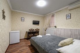 Полулюкс с двуспальной кроватью, Отель Шале, Воронеж