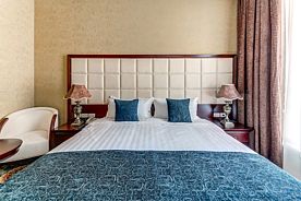Семейный номер (ремонт фасада), Nevskiy Eclectic Hotel by AKYAN, Санкт-Петербург