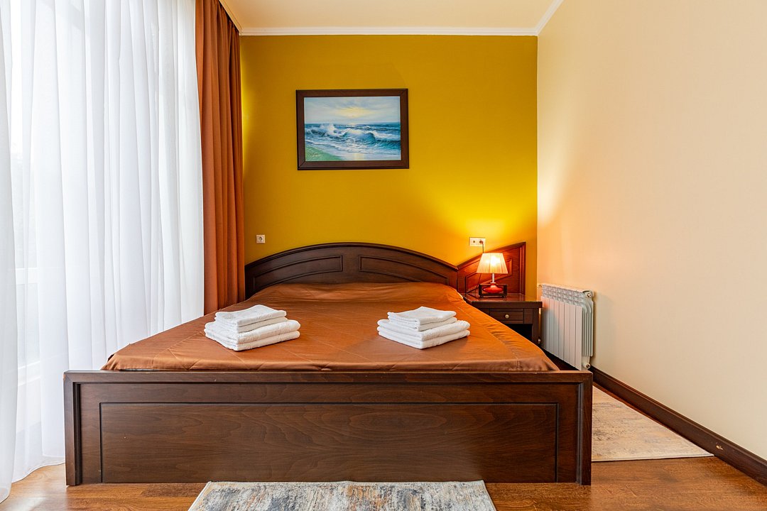 Полулюкс 5-местный