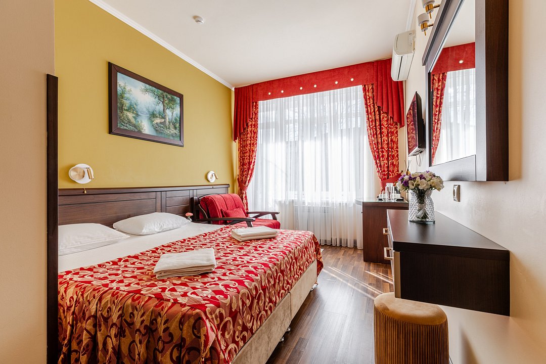 Стандартный 3-местный (с балконом)