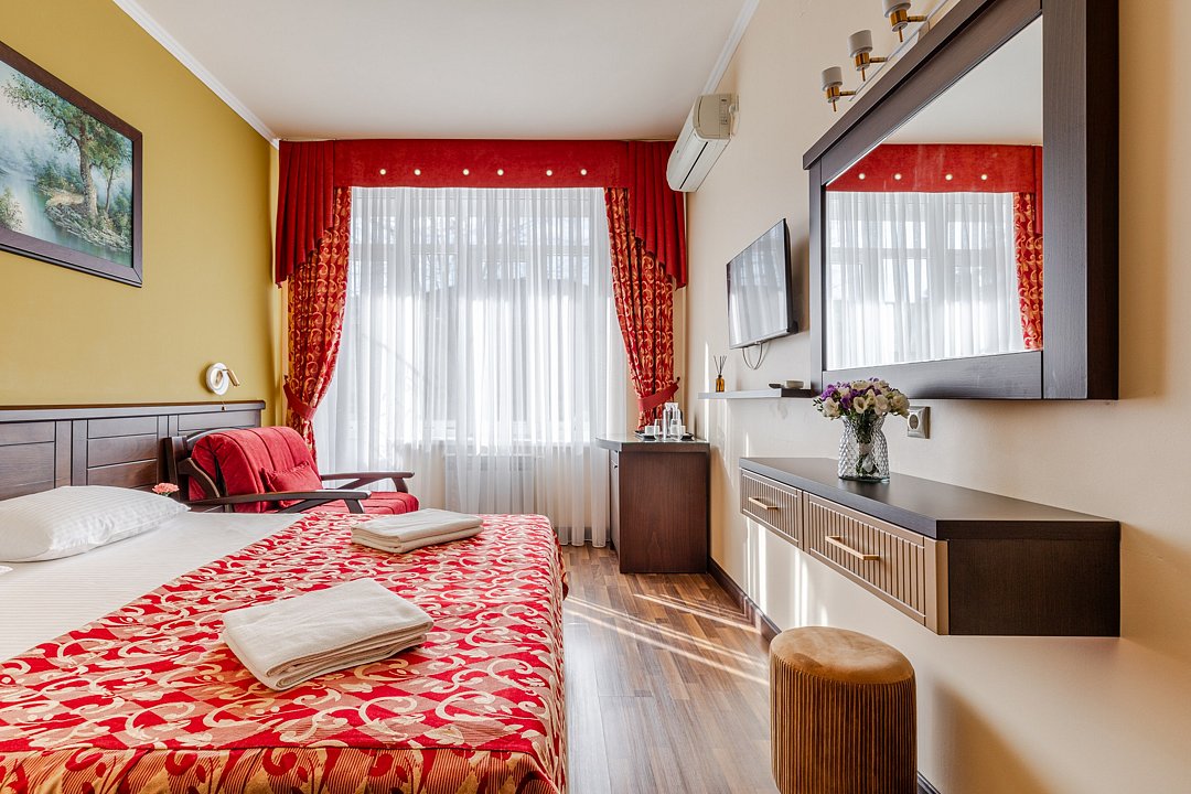 Стандартный 3-местный (с балконом)