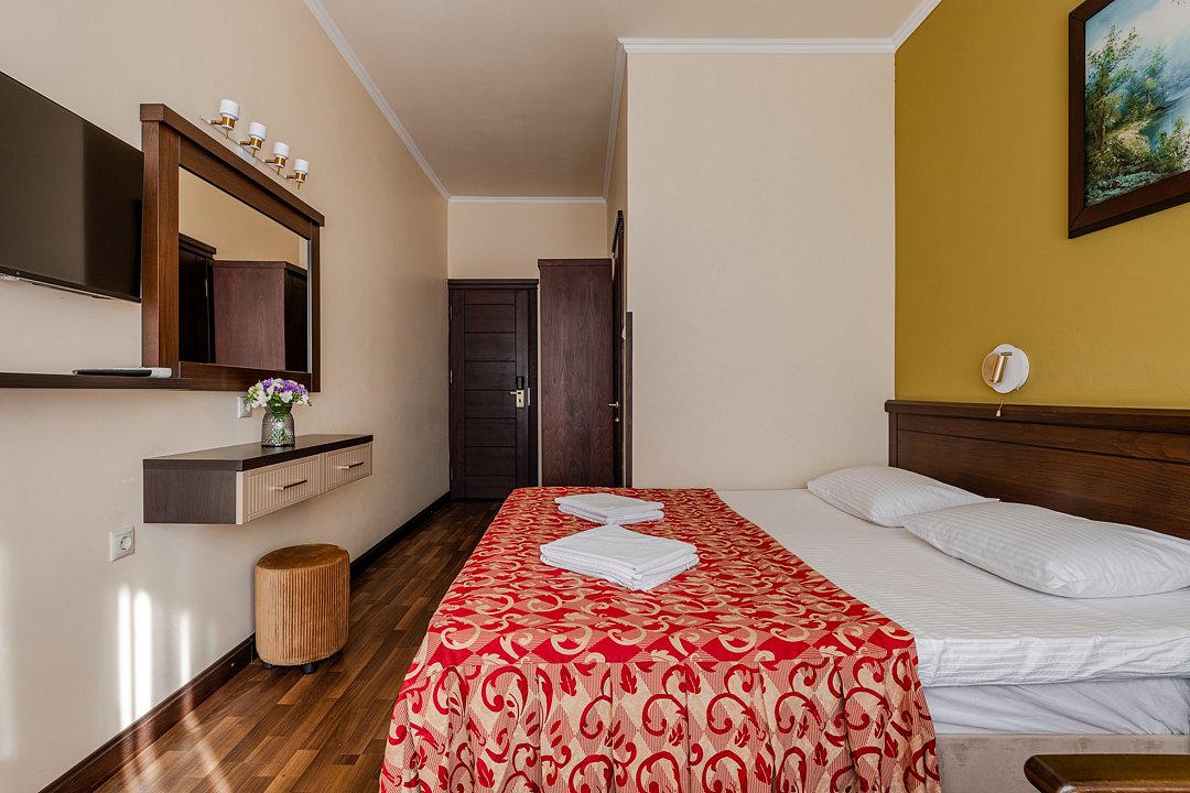 Стандартный 3-местный (с балконом)